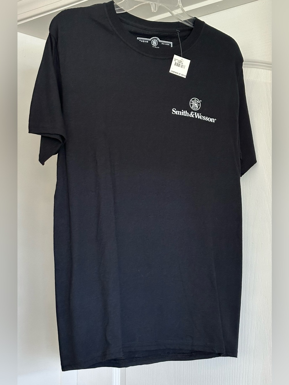 Smith & Wesson Made in the USA Men's Short-Sleeve T-Shirt Size Small
